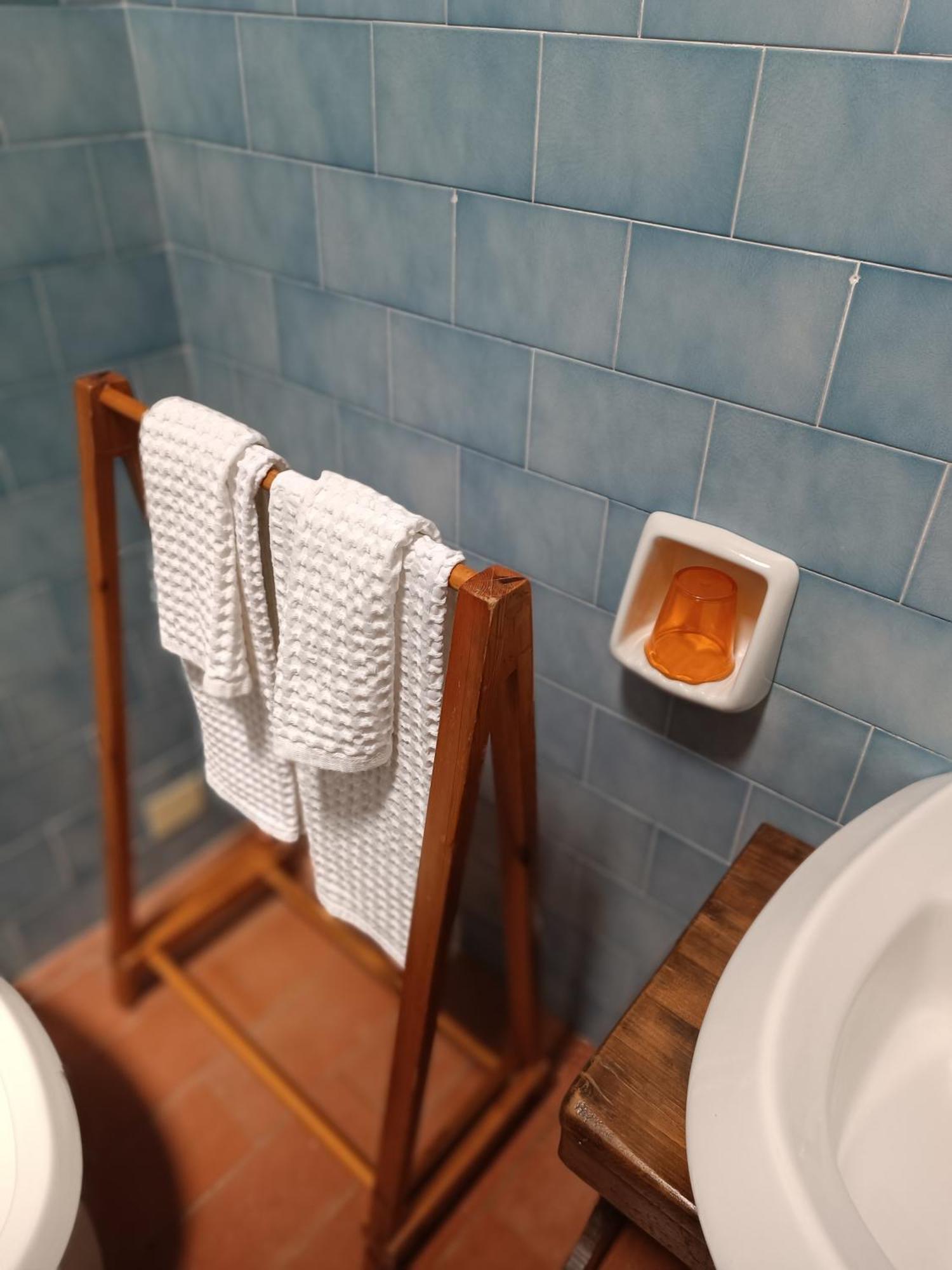 Pilgrim Rooms 구비오 외부 사진